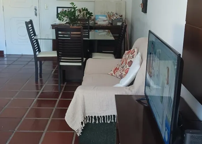 Apartamento com 3 quartos na Praia Enseada, Guarujá